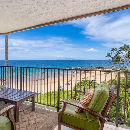 Hale Hui Kai 313, Direct Ocean Front, Split Ac Villa